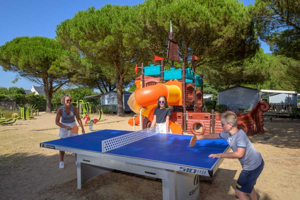 camping ping pong quiberon