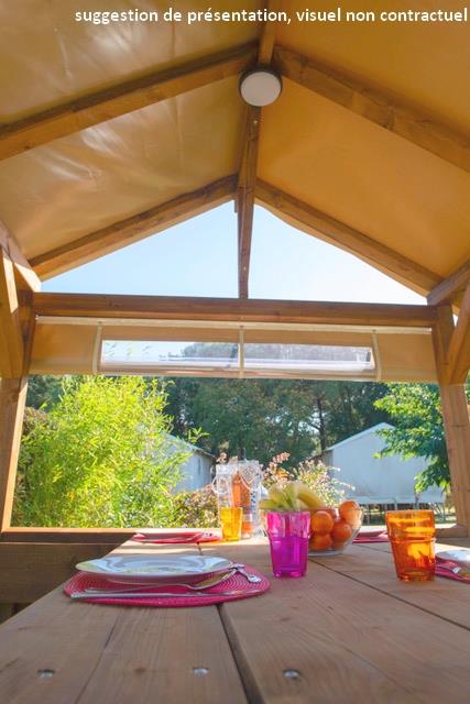 Forfait Premium : emplacement 6A équipé d’une Freecamp + électricité