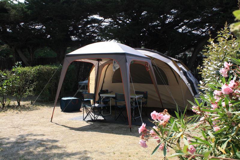 emplacement camping flower le bois d amour